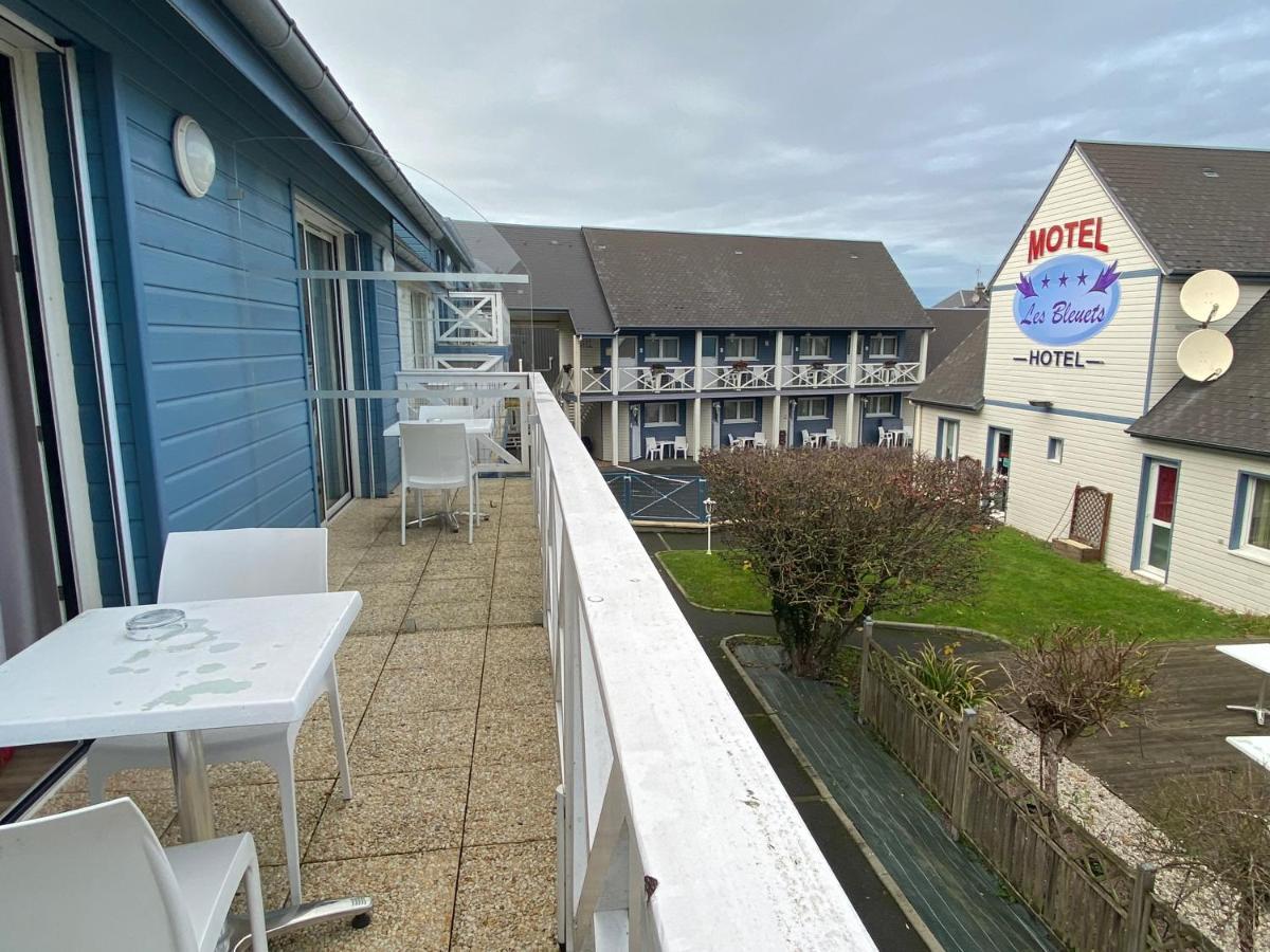 Contact hôtel - Motel Les Bleuets La Rivière-Saint-Sauveur Exterior foto