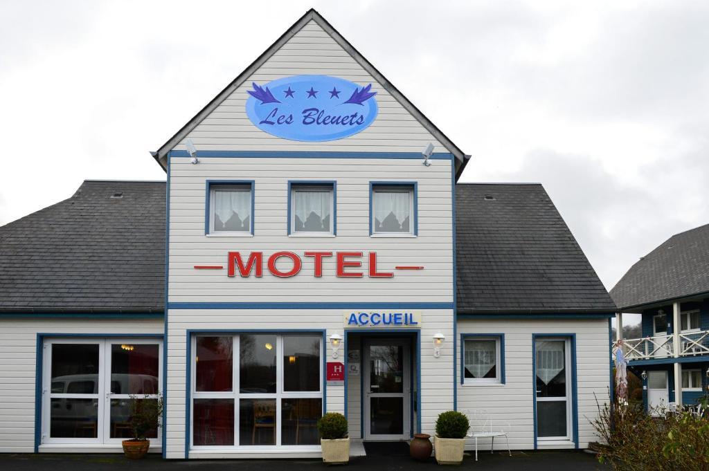 Contact hôtel - Motel Les Bleuets La Rivière-Saint-Sauveur Exterior foto